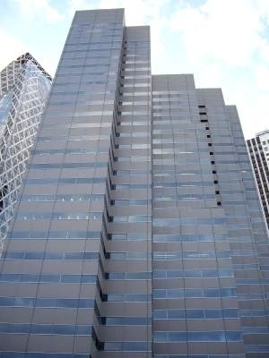 ZXY 新宿西口2