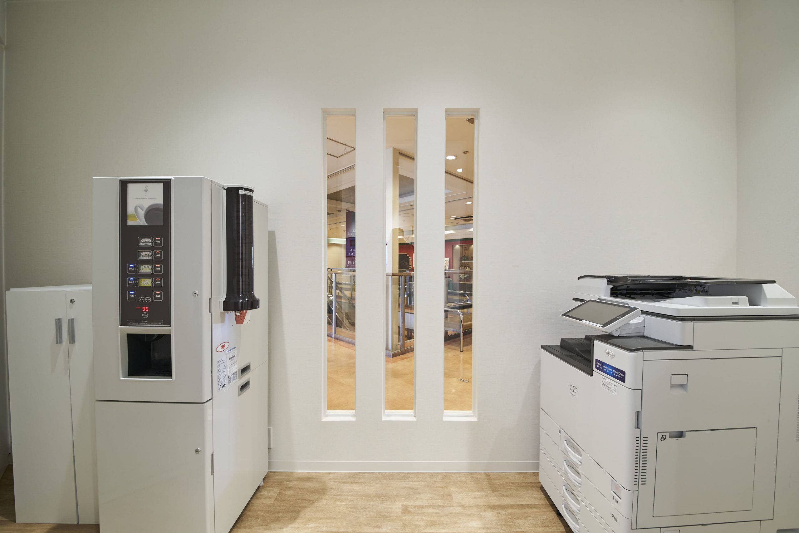 ZXY［ジザイ］南浦和 | サテライトオフィスサービス | テレワークに