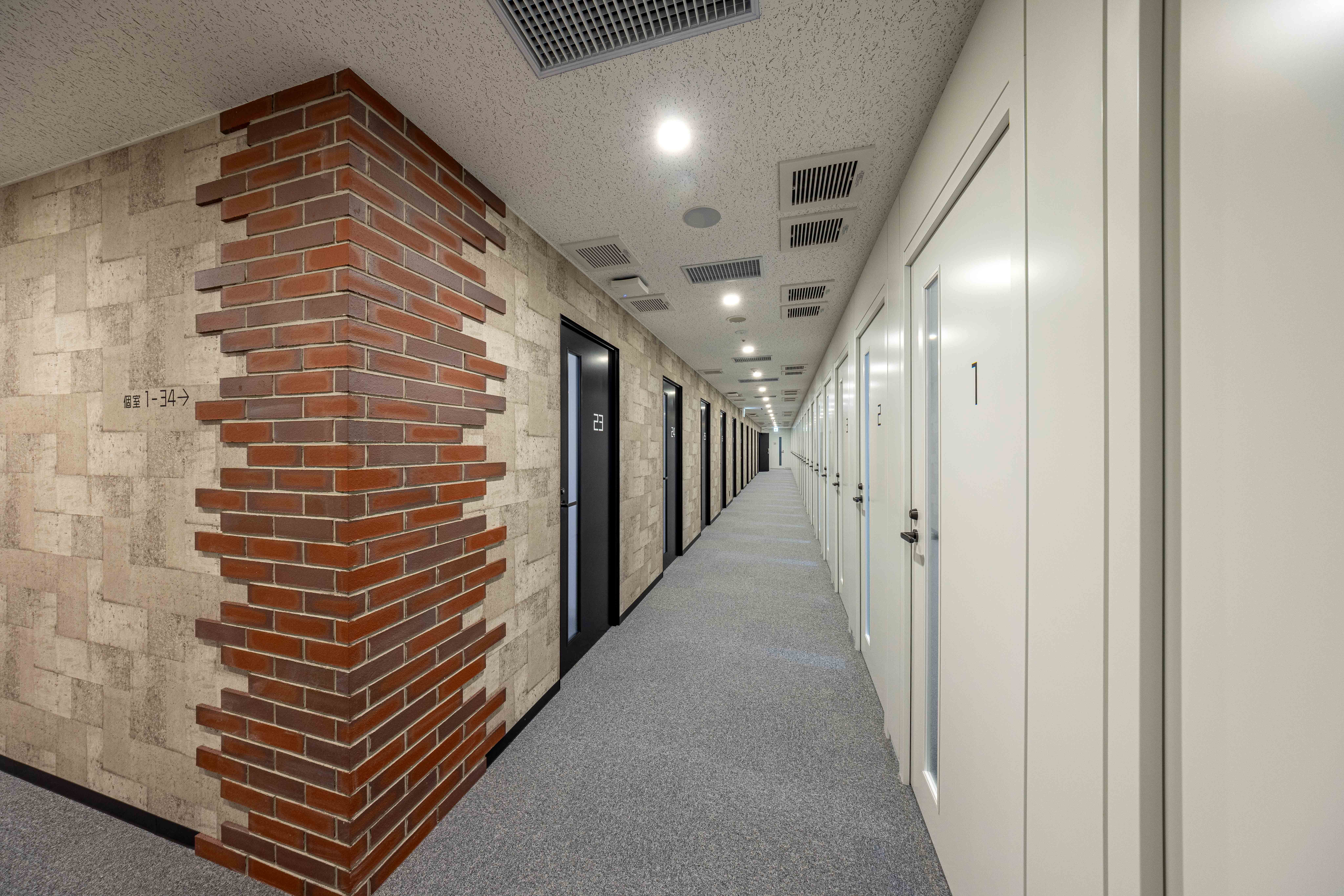 ZXY［ジザイ］丸の内 | サテライトオフィスサービス | テレワークに